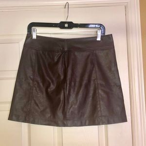Brown mini skirt